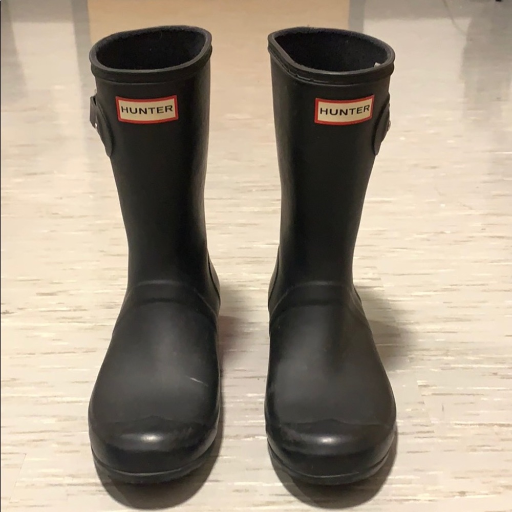 Hunter rain boots size 9 black